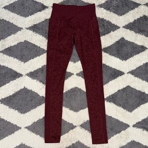 Athleta Exhale Heel Tight Size S